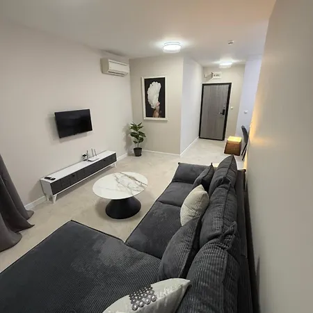 Amaris Saturn Luxury 3-1 With Private Parking * Φιλιππούπολη